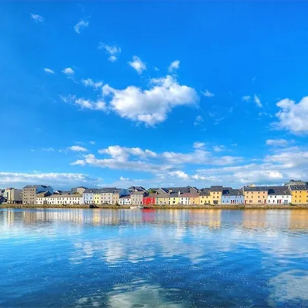 アパート Chic Dockside Retreat *