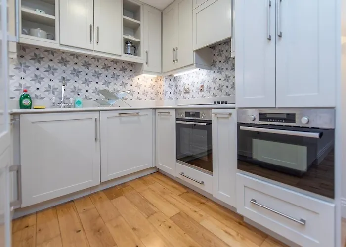 Apartment Chic Dockside Retreat Galway